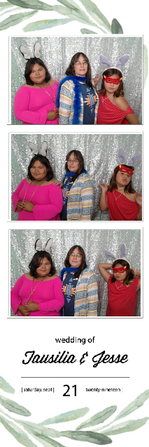 Tausila and Jesse's Wedding | View more photos from the event at gallery.photoboothbillings.com/u/PhotoBoothBillings/Tausila-and-Jesses-Wedding
